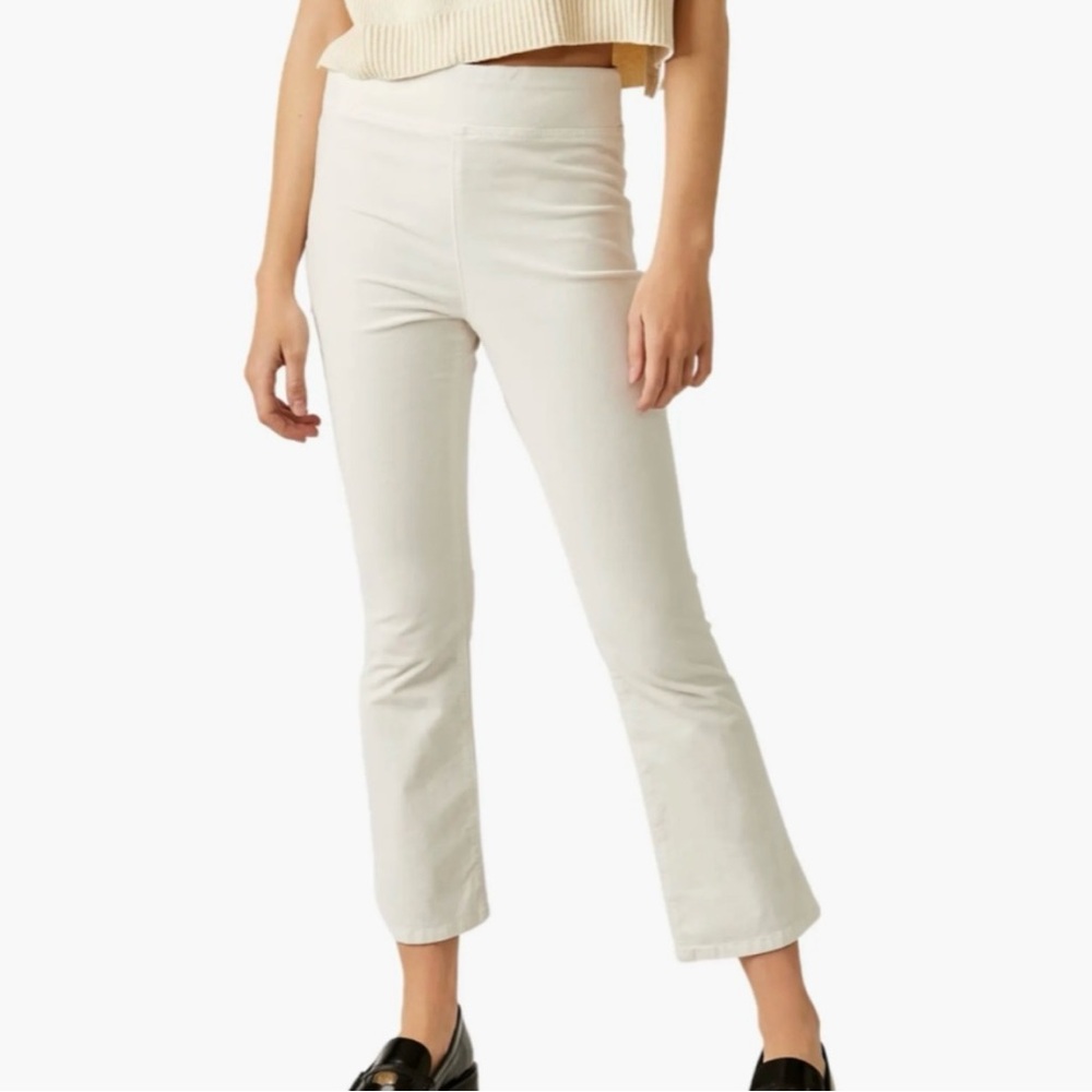 XL NWT Free People In My Feelings -cropped boot cut velvet side zip pants.